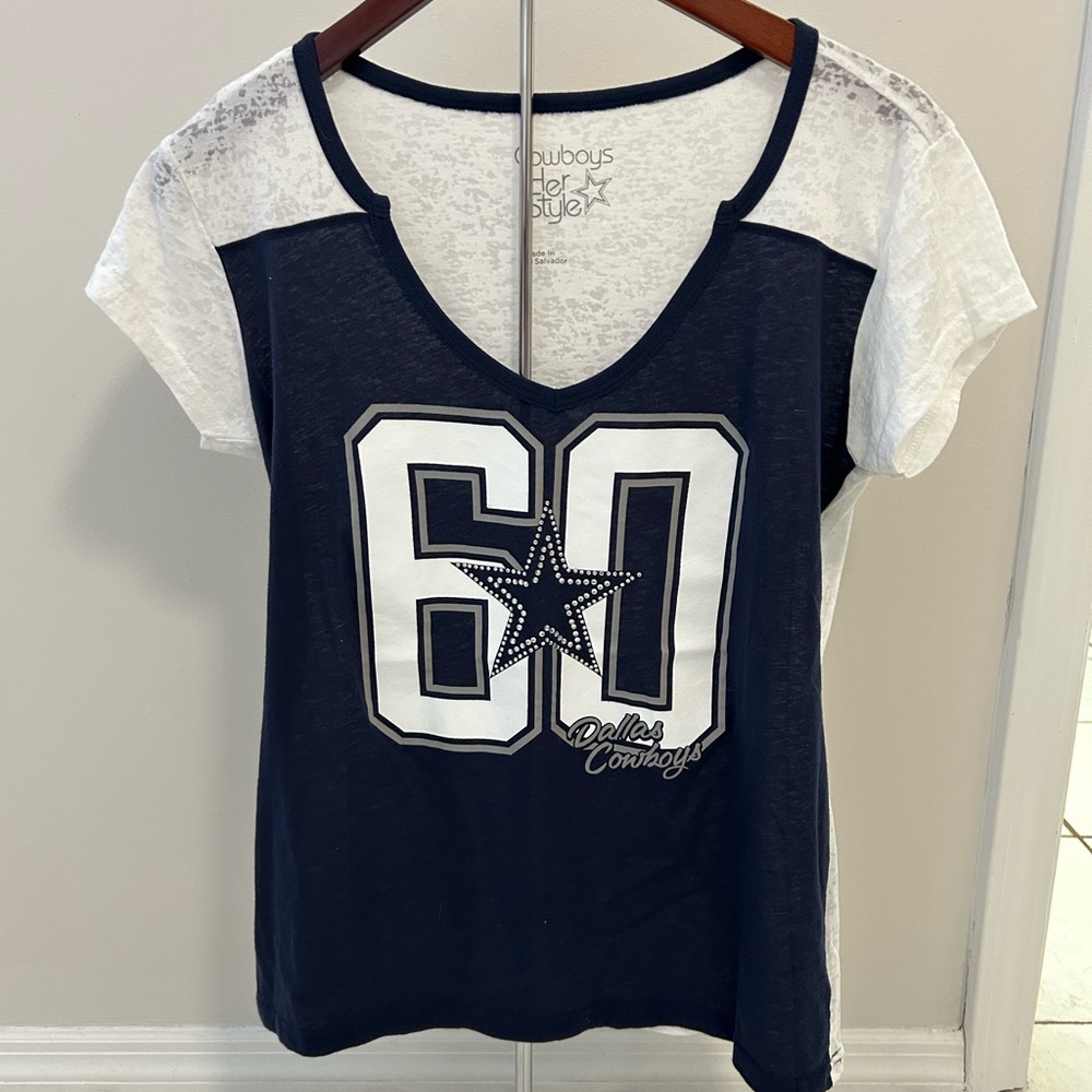 Dallas Cowboys Sz L Women's Blingy Navy and White Top